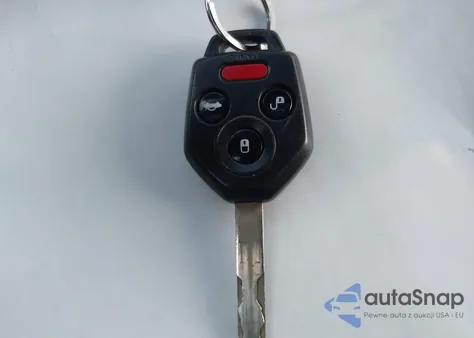 2013 Subaru Legacy 2.5I Limited z USA, uszkodzony, nr VIN 4S3BMBK64D3024557